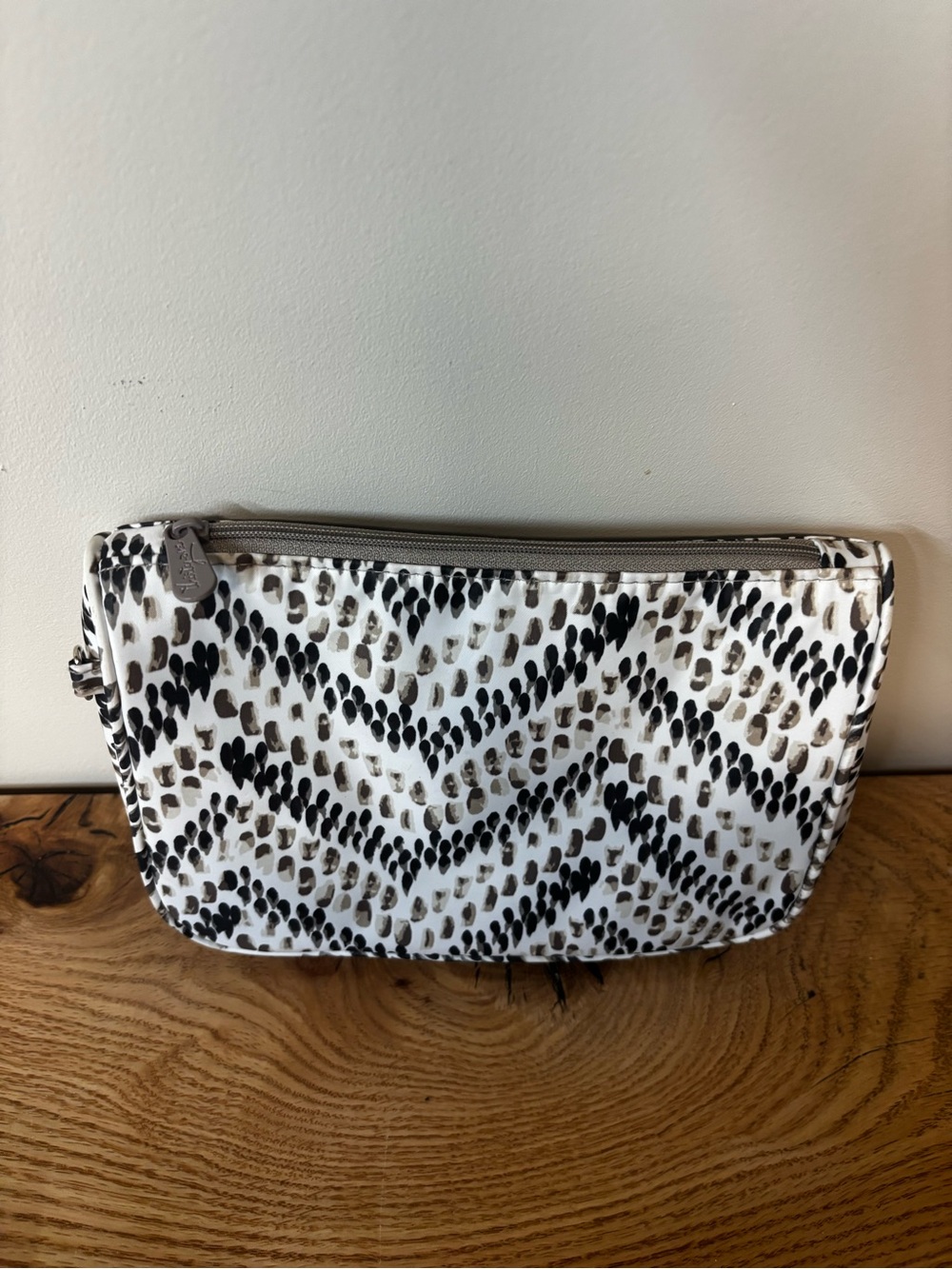 thirty-one Black, Taupe & White Chevron Cosmetic Pouch